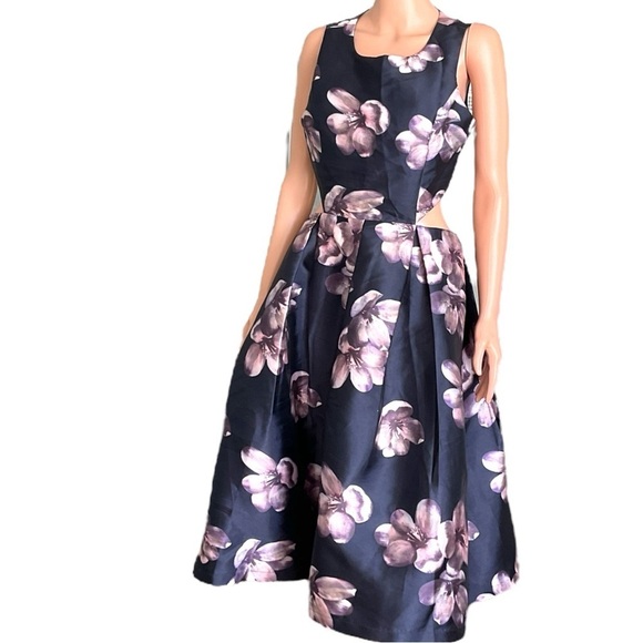 ANGEL Navy Blue Floral Cocktail Open Side  Back Cutaway Sleeveless Knee SZ Lg - Picture 2 of 12